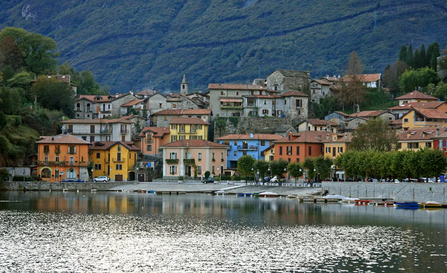 Mergozzo, il piccolo lago balneabile vicino al Lago Maggiore