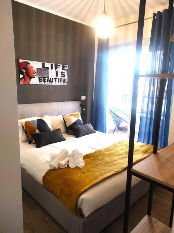Michelangelo Airport Suite Room