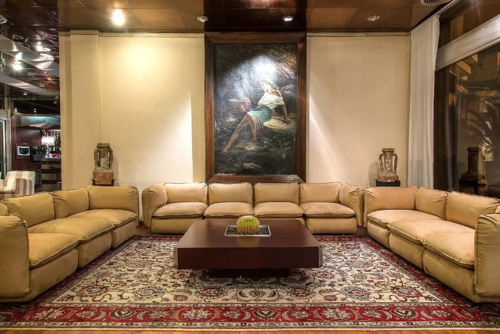 Mini Palace Hotel