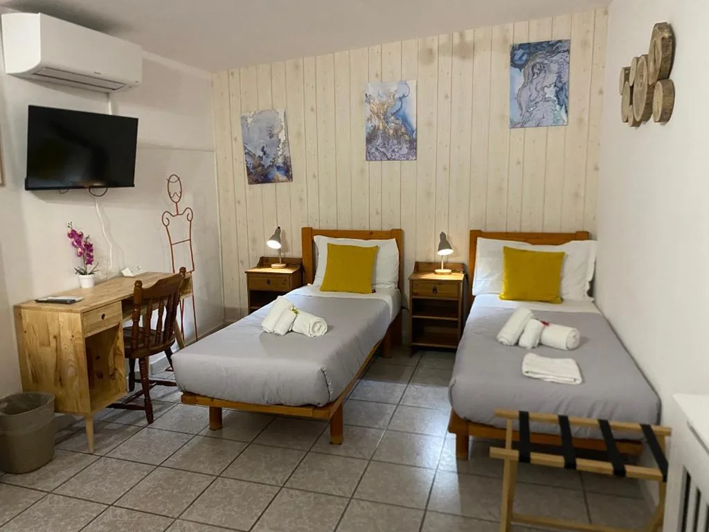 Miu’ B&B , Ciampino , Villa con Piscina e Parcheggio Privato — foto 7