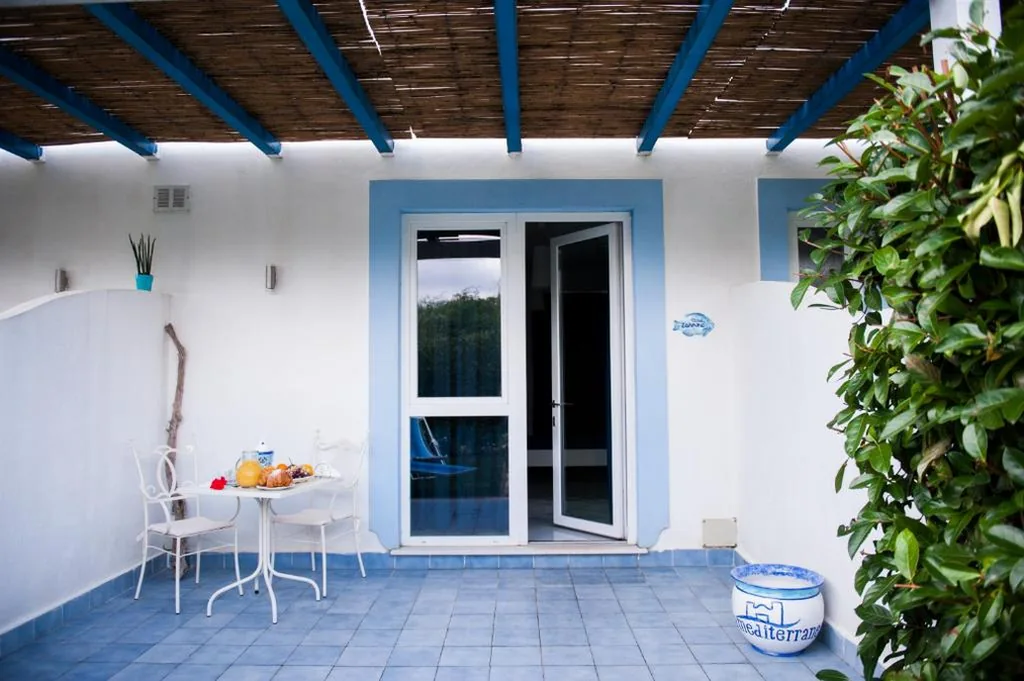 Studio Apartment (2 Adults) — Casamediterranea