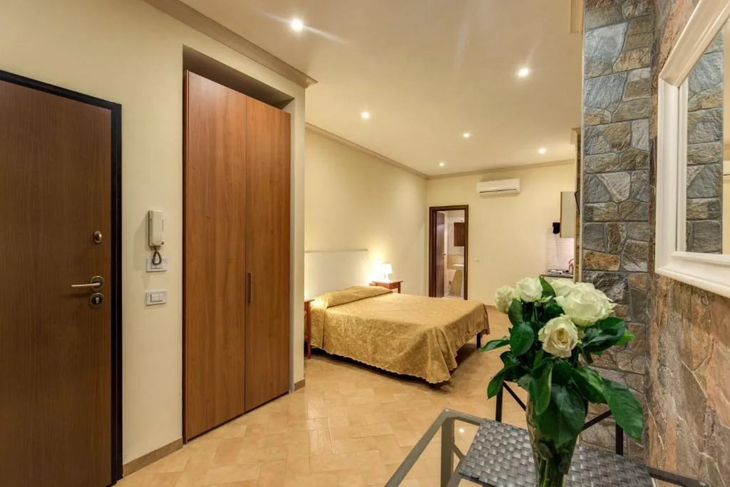 Studio Apartment (2 Adults) - Separate Building — Hotel Artorius