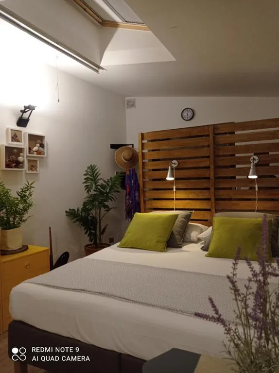 Monolocale — A casa di Andrea e Lucia