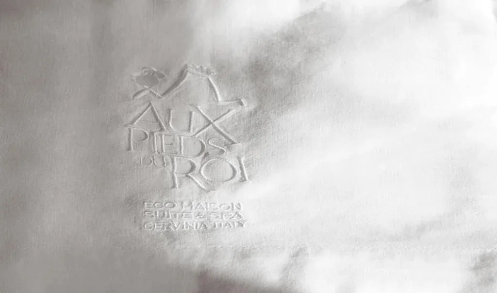 Studio — Aux Pieds du Roi – Suite & Spa