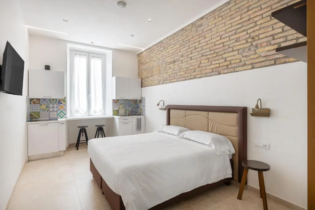 Monolocale con Divano-Letto — Joyful 148 Luxury Guest House