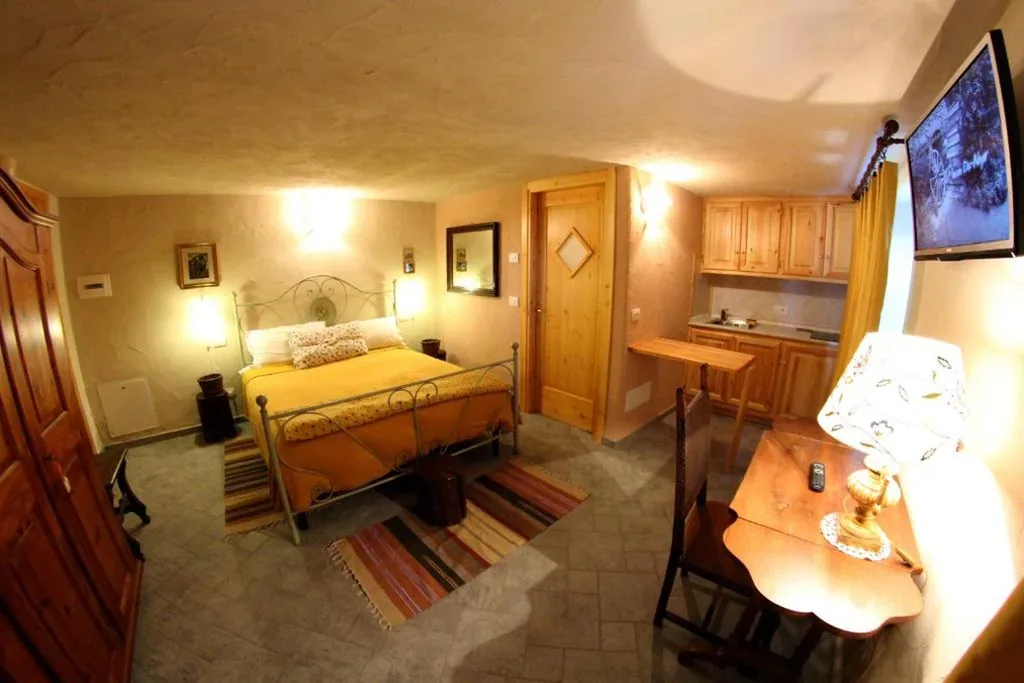 Studio with Extra Bed — Maison Du-Noyer Chambres et Tables d’Hotes