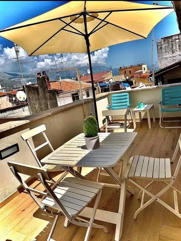 Monolocale con Terrazza — Belmar