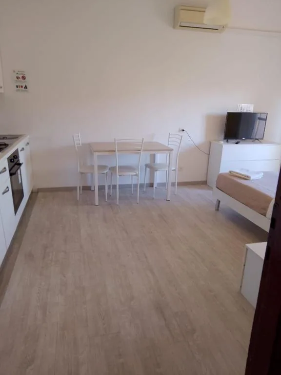 Monolocale con Vista Giardino — Residenza Al Borgo