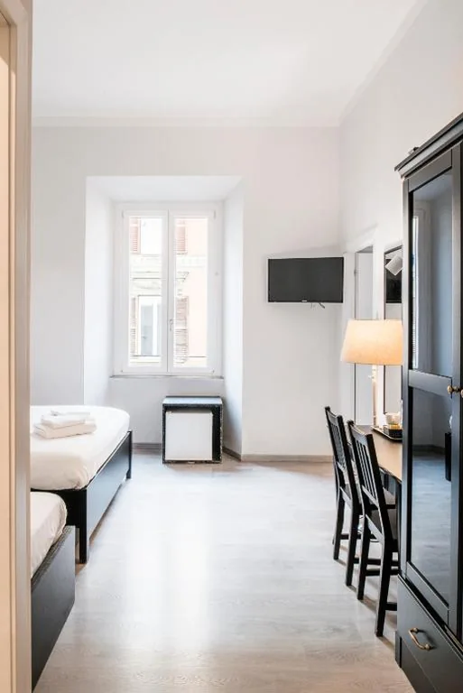 Monolocale Familiare — Piazza Cavour Suite