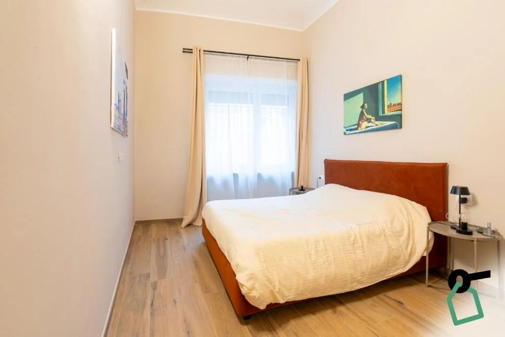 Monolocale King Deluxe — Hotiday Torino OGR