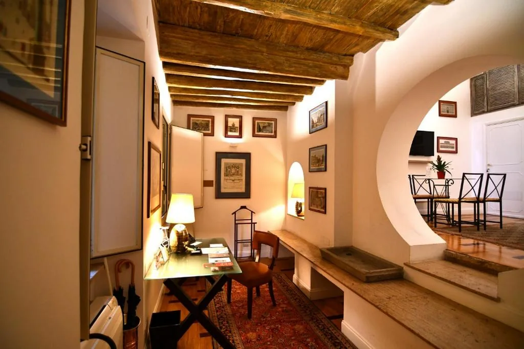 Two-Level Studio — Babuino 79
