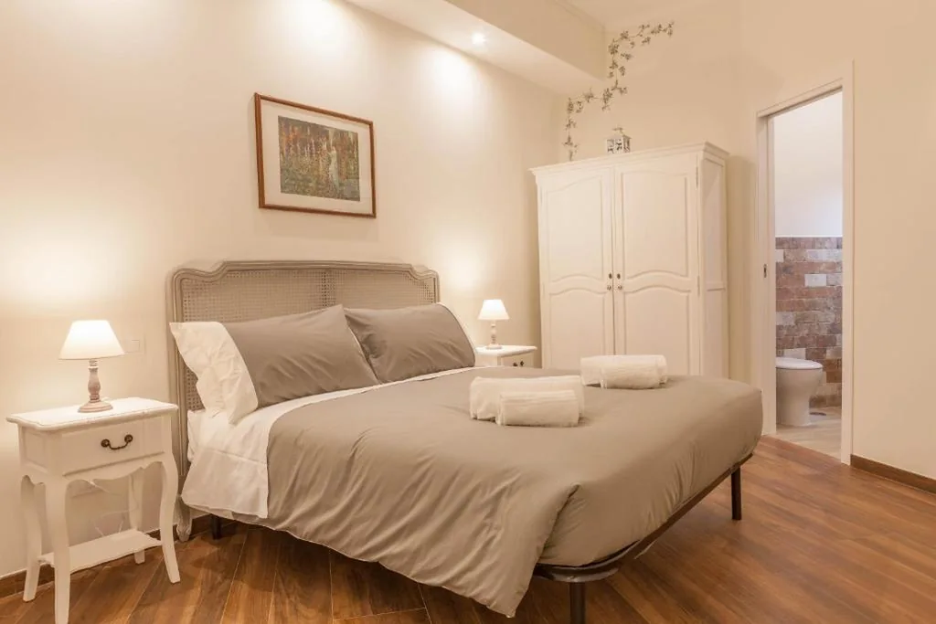 Superior Studio — Donna Margherita Rome Suite & Rooms
