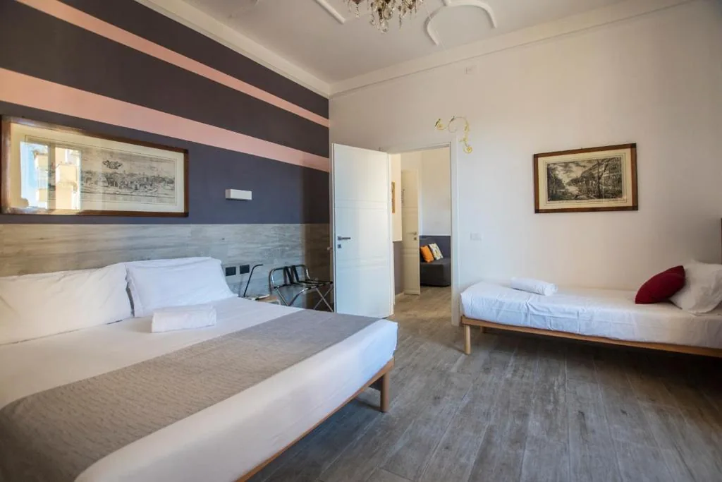 Monolocale Superior — Raffaela’s Suite & Rooms Vatican Guest House