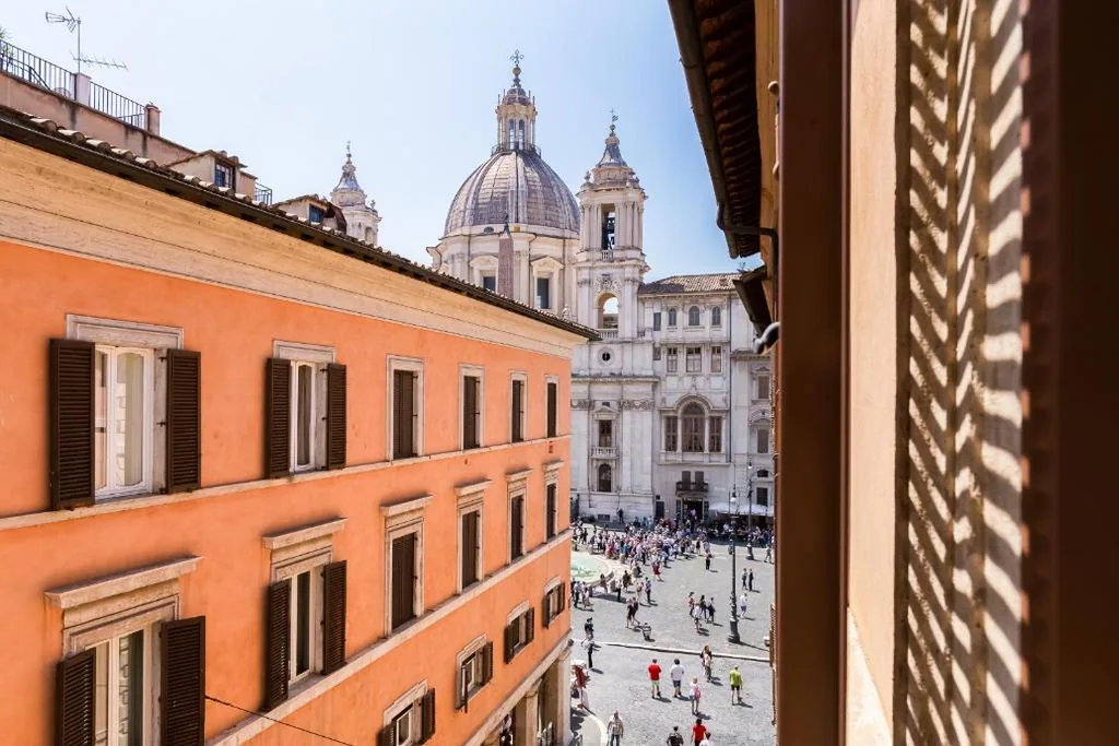 Navona View
