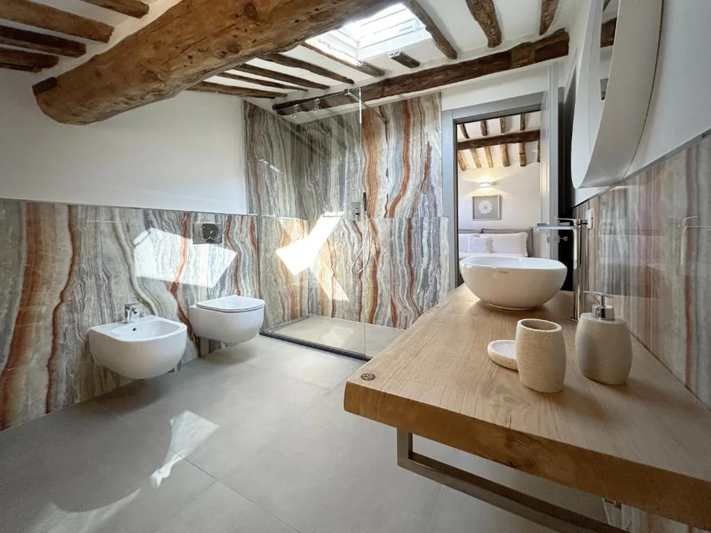New Moon Rooms — foto 3