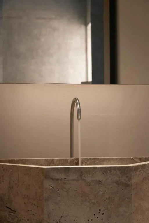 Nomos Hotel — foto 6