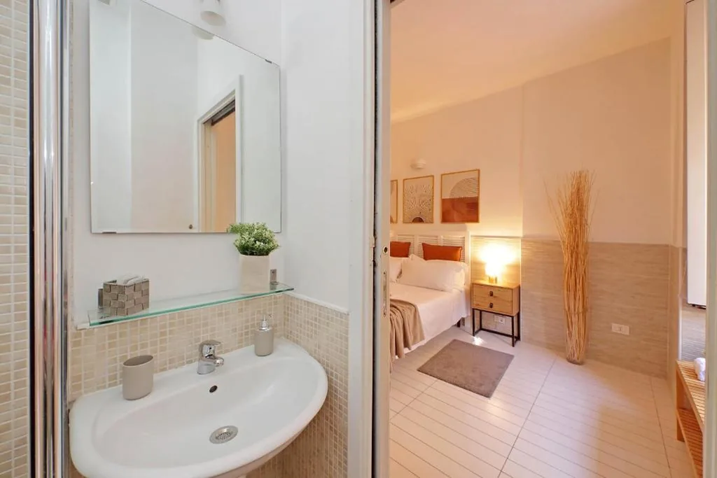 Opera Inn Suites – Rooms and Apartments — foto 3
