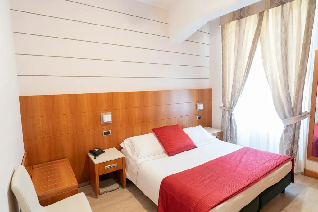 Pacchetto SPA - Camera Comfort Matrimoniale/Doppia con Letti Singoli con Vista Città — Hotel Ligure