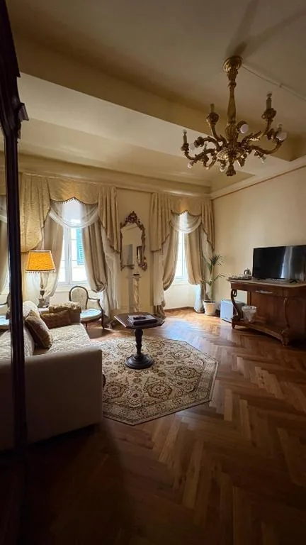 Palazzo Lari Sarzana – Historic Boutique Rooms — foto 4