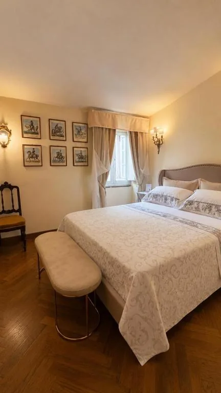 Palazzo Lari Sarzana – Historic Boutique Rooms — foto 8