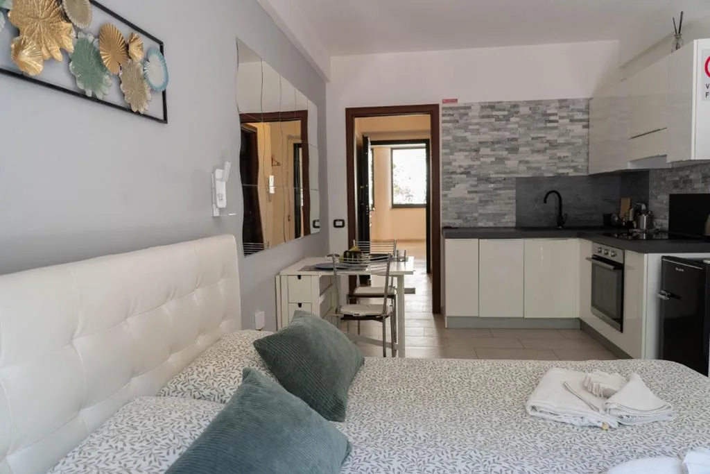 Palmi Apartments