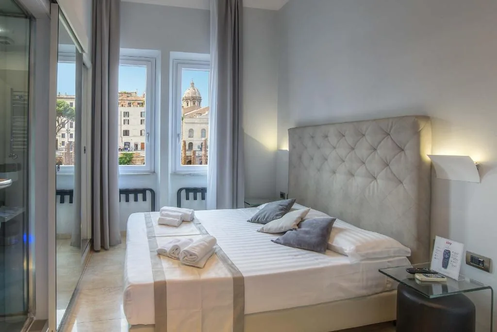 Pantheon Caesar Relais