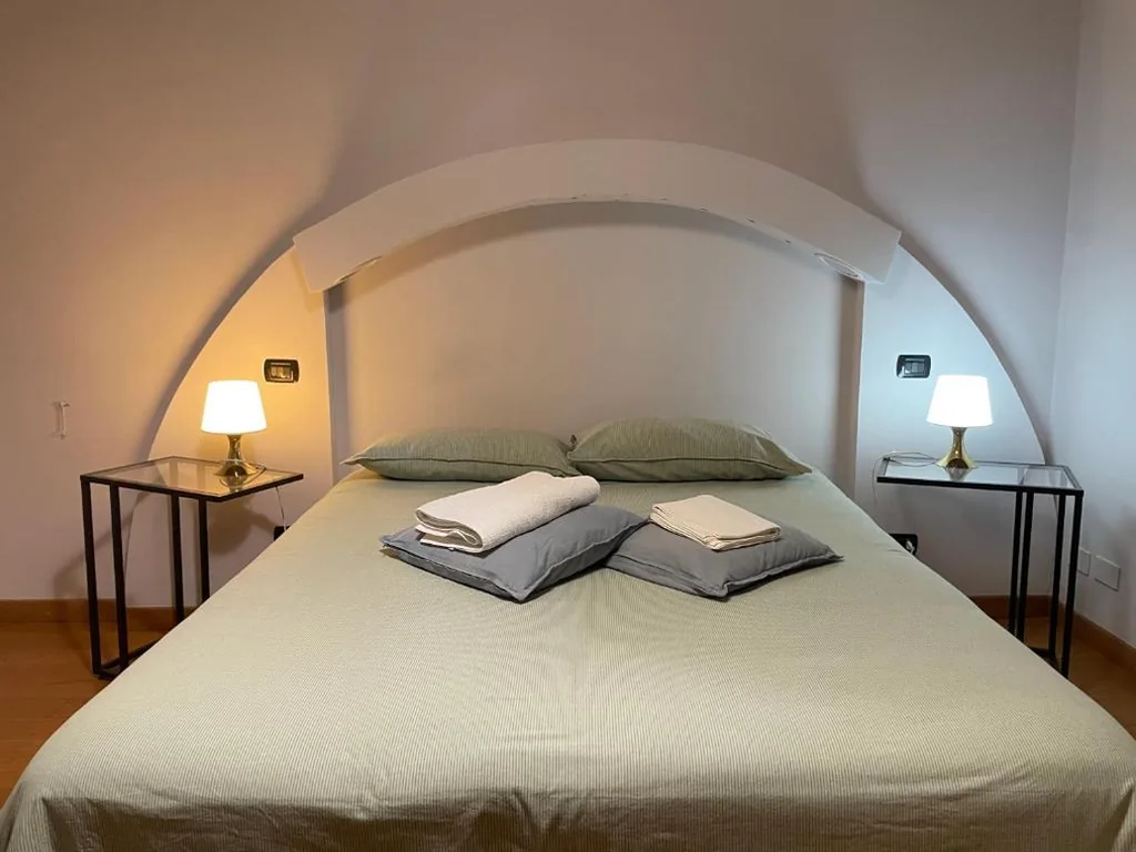 Paradise Suites – Brignole Station – Best Price Rooms – ALWAYS OPEN