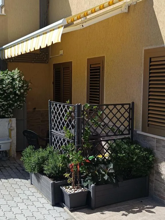 Parco dei Gerani – Il monolocale e la camera – Room and Studio — foto 8