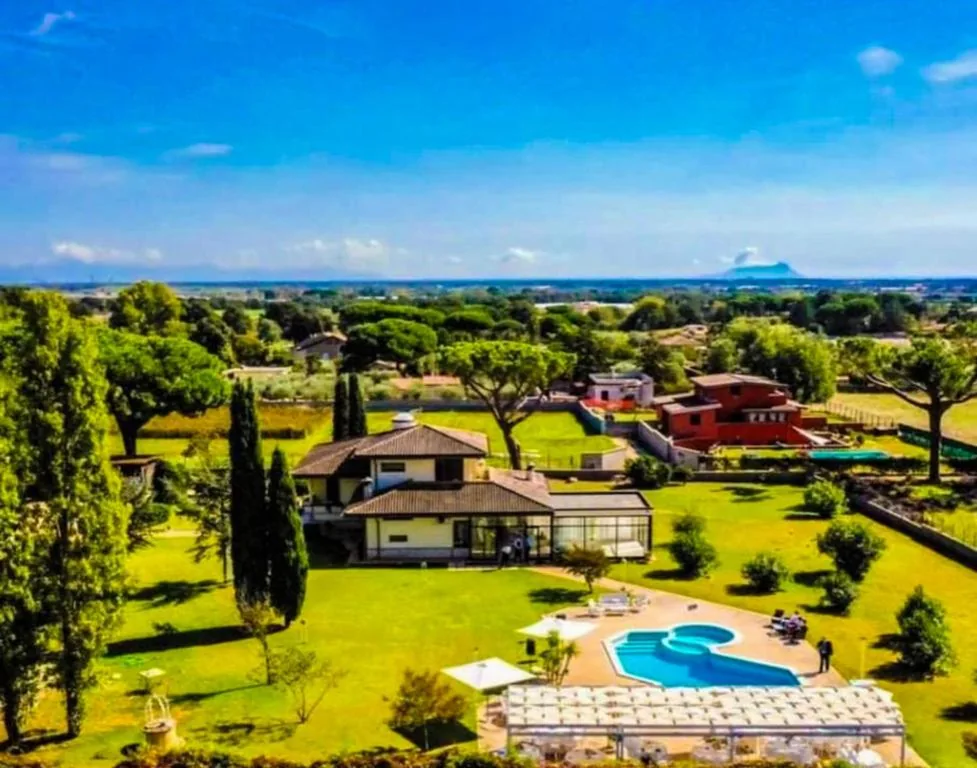 PEPEROSA Rooms and Events – Peaceful countryside escape with pool, private parking, just minutes from the sea, Anzio and Nettuno