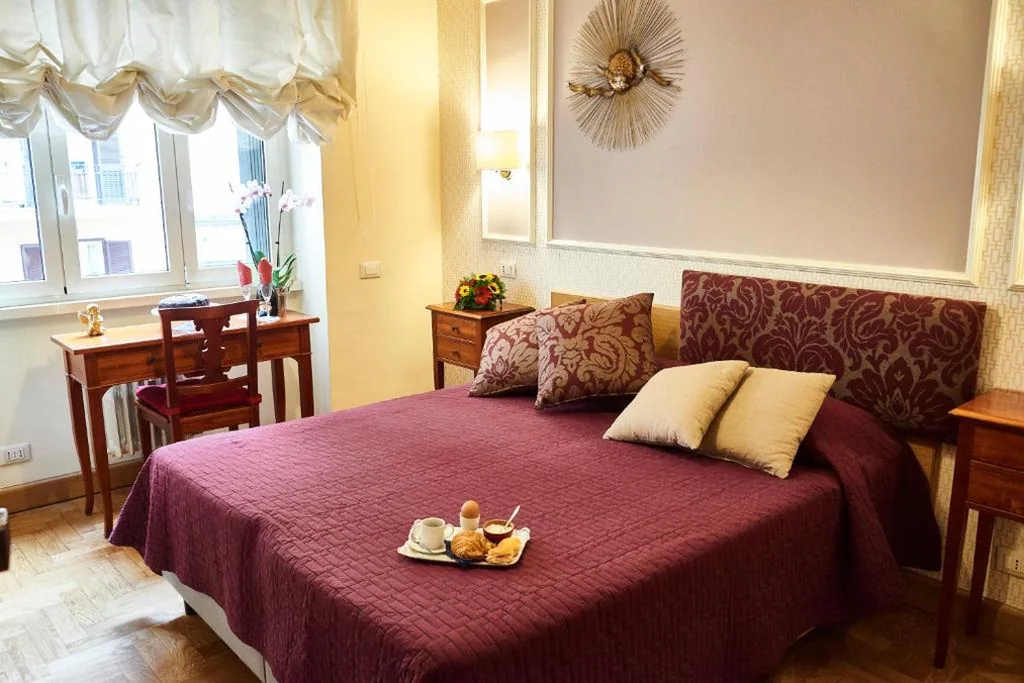 Small Double/Twin Room — Domus Cavour Guest house