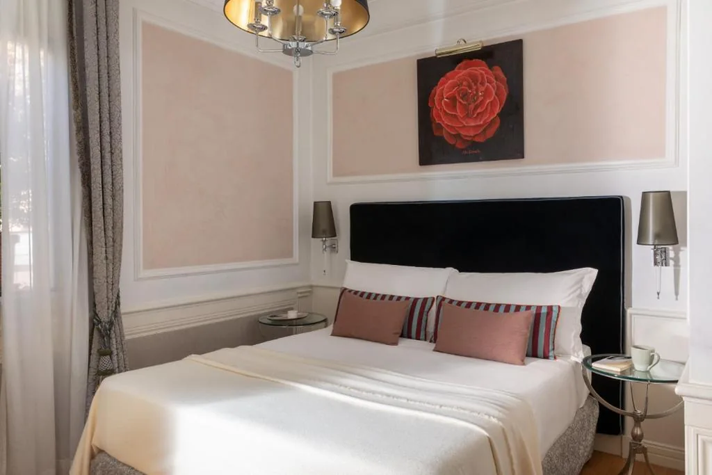 Small Double/Twin Room — The Britannia Hotel