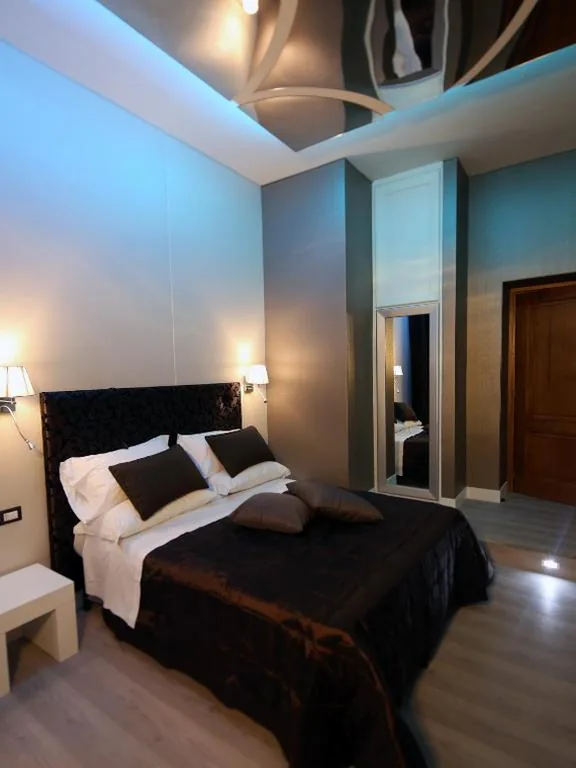 Piccolo di Piazza di Spagna Suites — foto 5