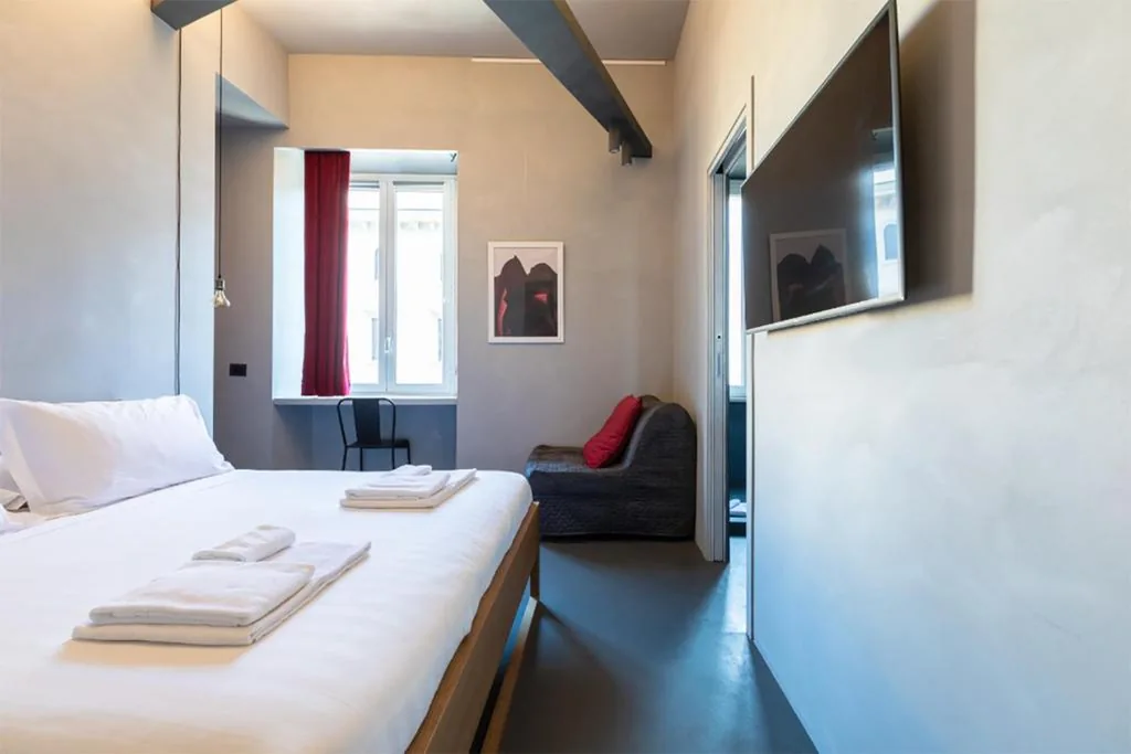 Pietra – The Italian Stay Collection
