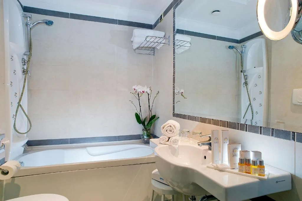 Pinewood Hotel Rome — foto 8
