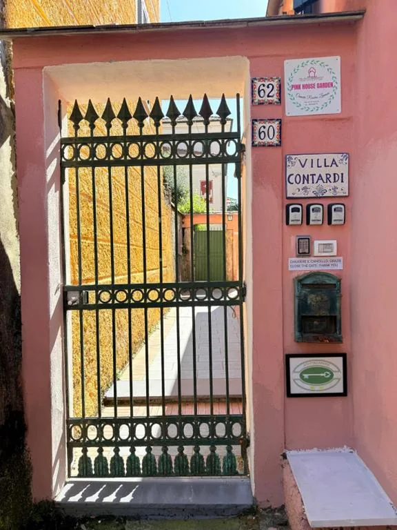 Pink House Garden — foto 5