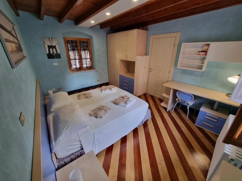 Pontedecimo Apartment Two