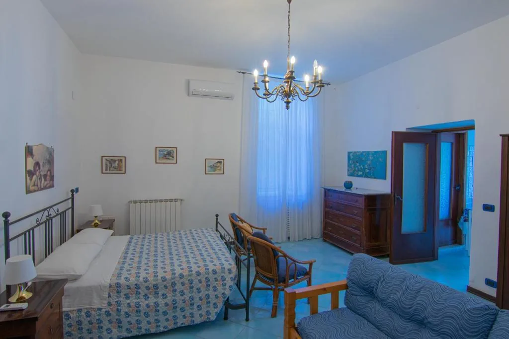 Ponza Holiday Homes – Santa Maria