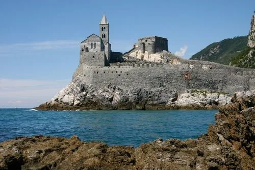 La chiesa di San Pietro sullo scoglio a Portovenere