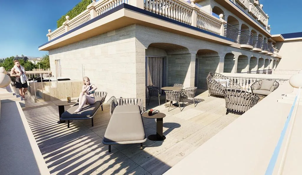 Presidential Suite Vintage with Jacuzzi on the terrace - lake view — Grand Hotel Bristol