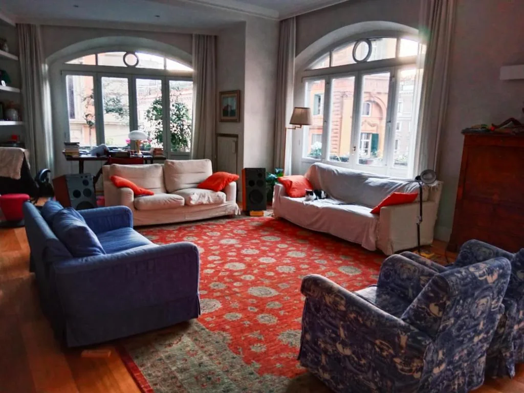 Private room by an Italian family – A unique experience close to Colosseum, the Roman Forum and Basilica Saint Mary Major