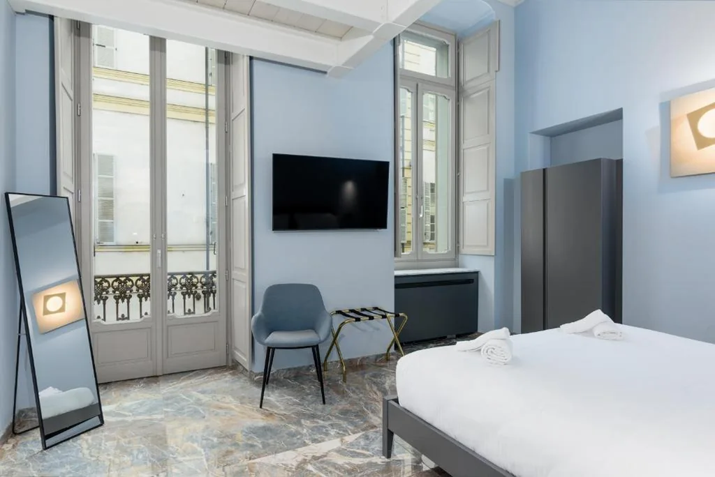 Q71 TIMELESS SUITES