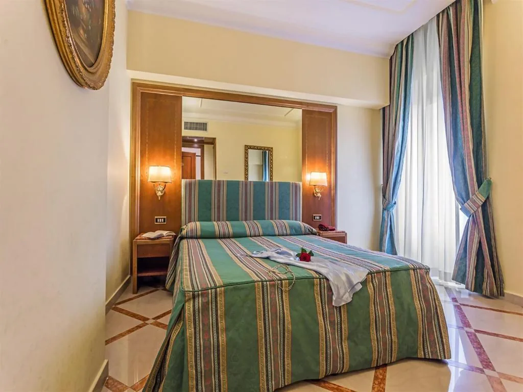 Raeli Hotel Noto — foto 7