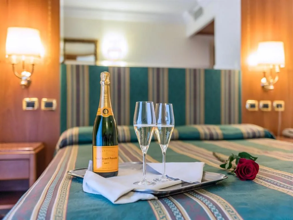 Raeli Hotel Regio — foto 4