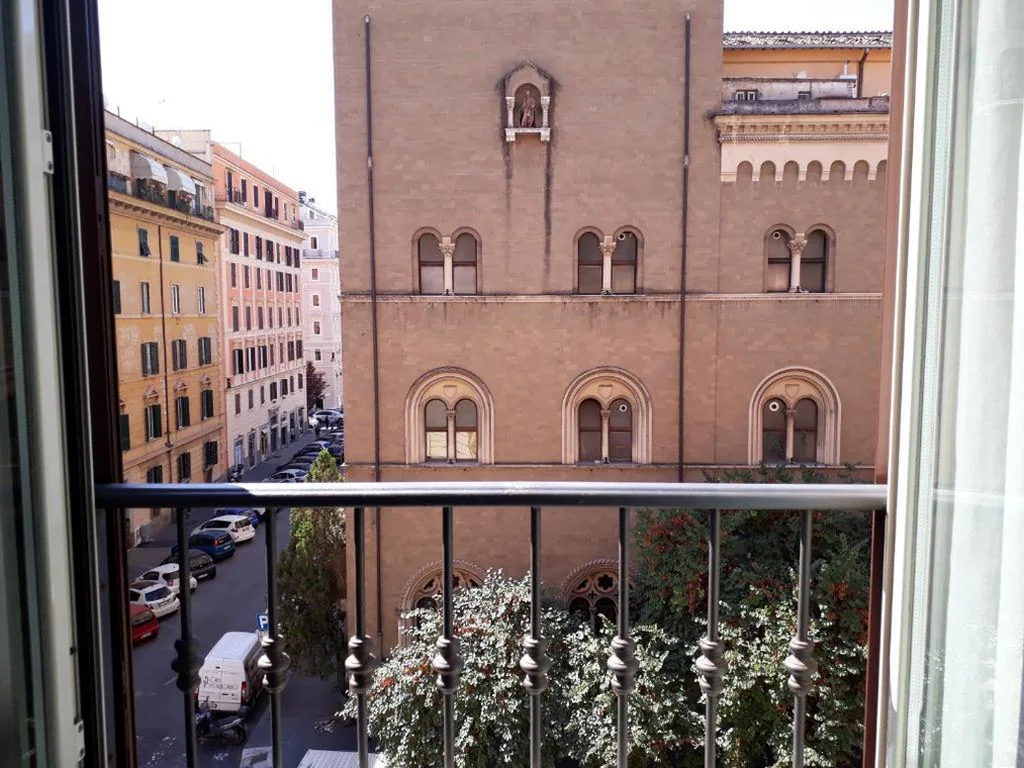Residenza Cola Di Rienzo – Suite In Rome — foto 6