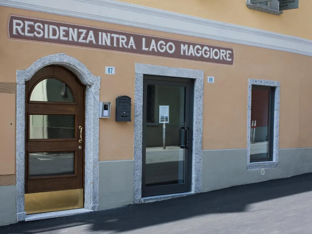 Residenza Intra Lago Maggiore, aparthotel a due passi dal lungolago di Intra