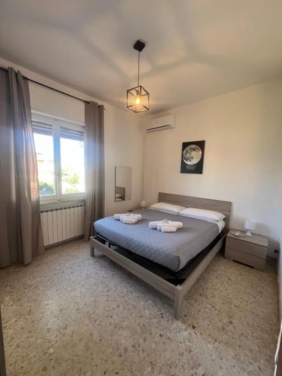 Reversal apartment