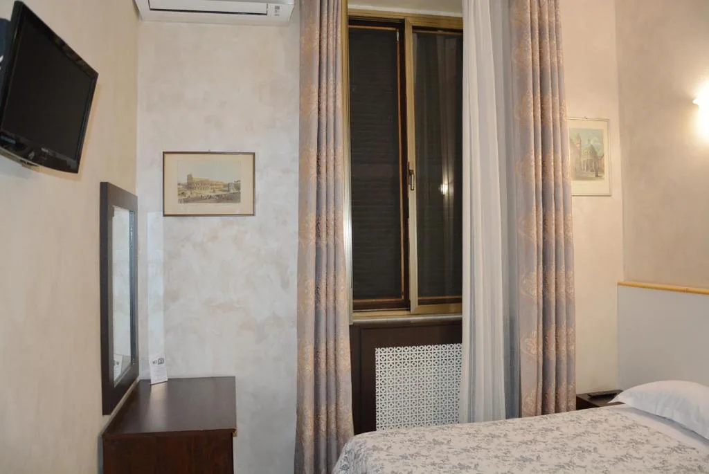 Roma Carina — foto 8