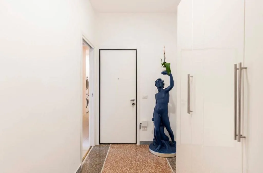 Roma private rooms