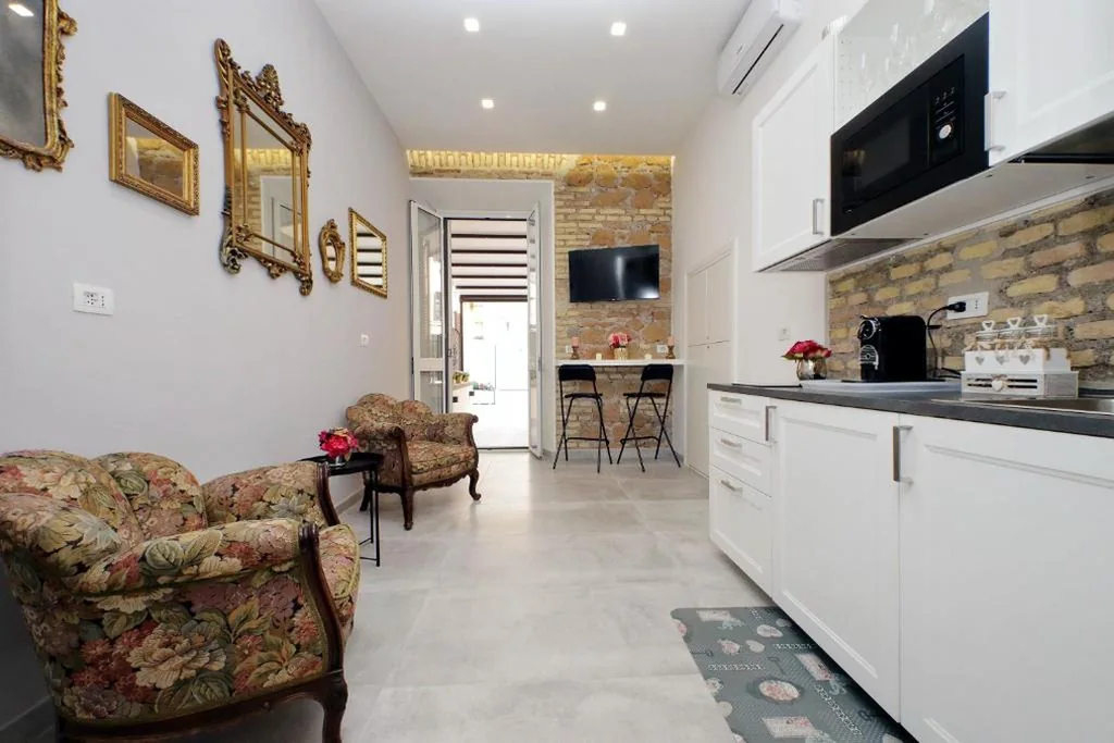 Roman Holiday Suites — foto 6