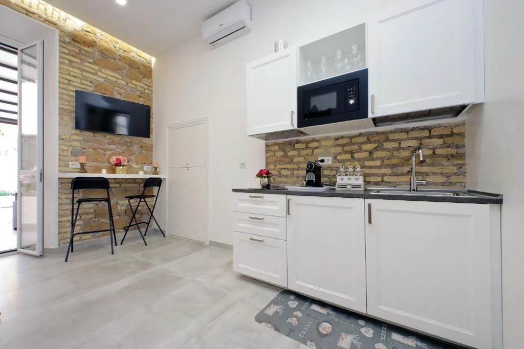 Roman Holiday Suites — foto 7